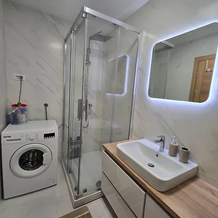 Apartment Violet- Kvart Luxury 2 Bedroom Podgorica